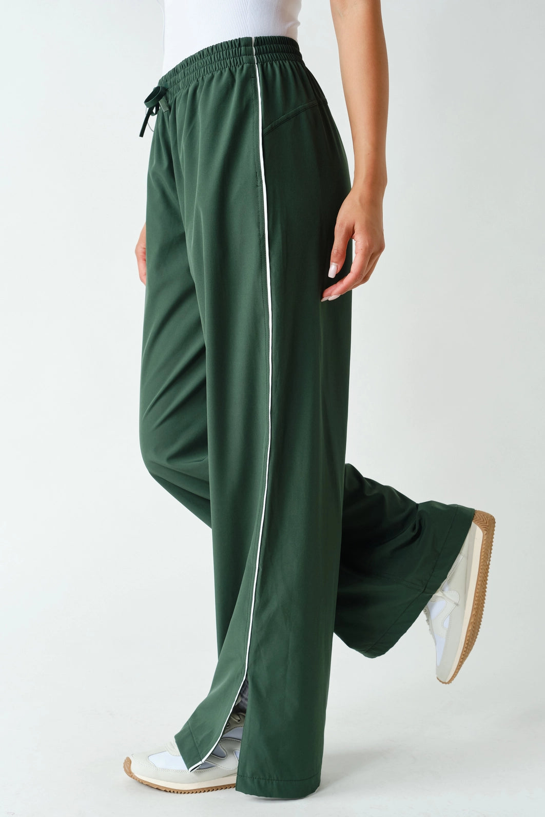 TRACK PANTS