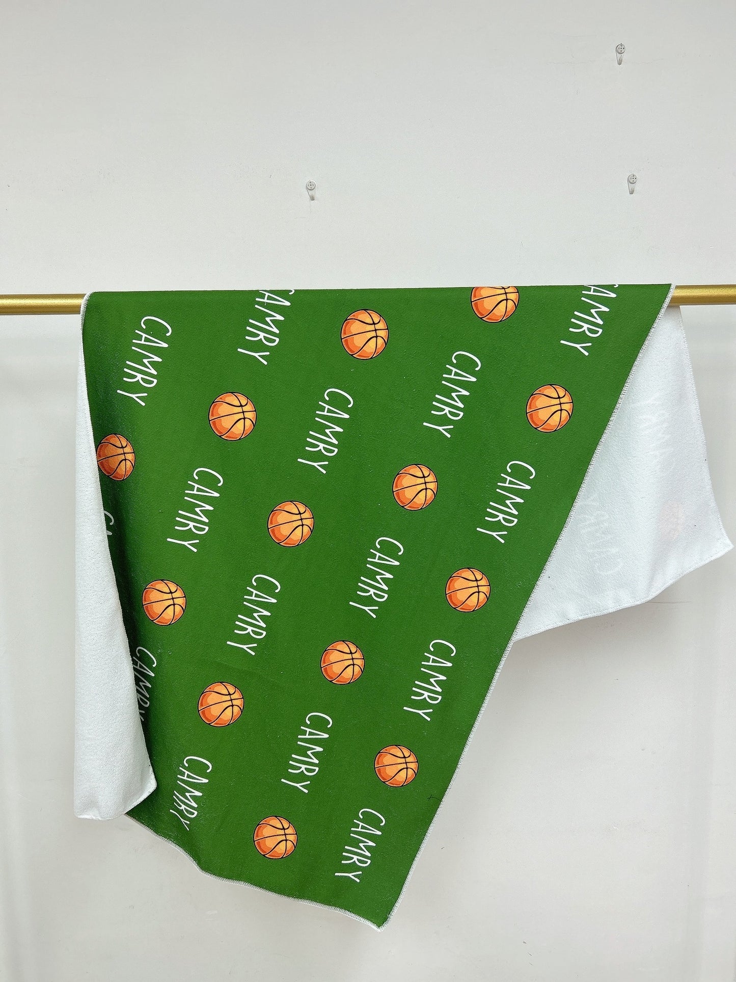SPORTS BEACH TOWEL
